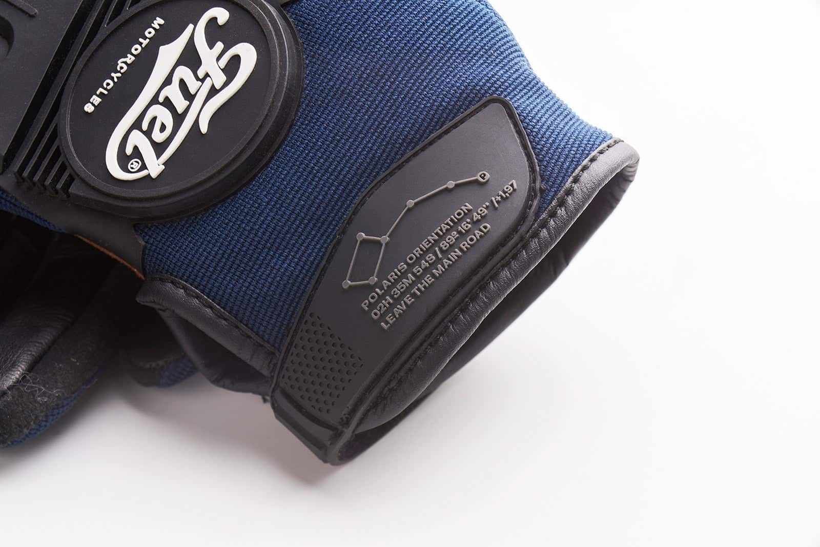 Gloves16_1800x1800