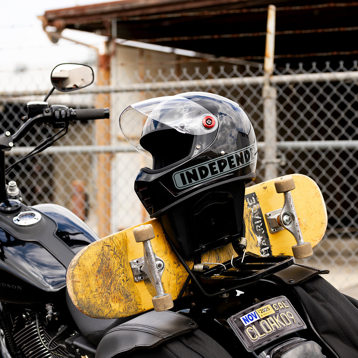 BILTWELL LANE SPLITTER ECE R22.06 - Independent x Biltwell Collab