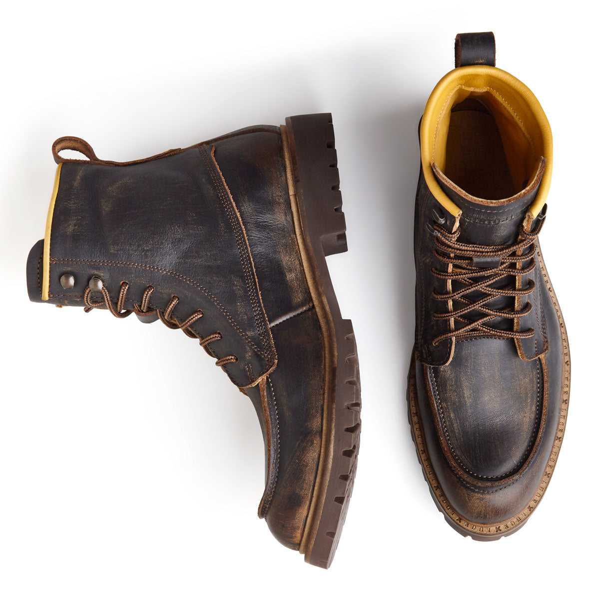 MG Bota para Moto con protección - Machine Garage / Umberto Luce