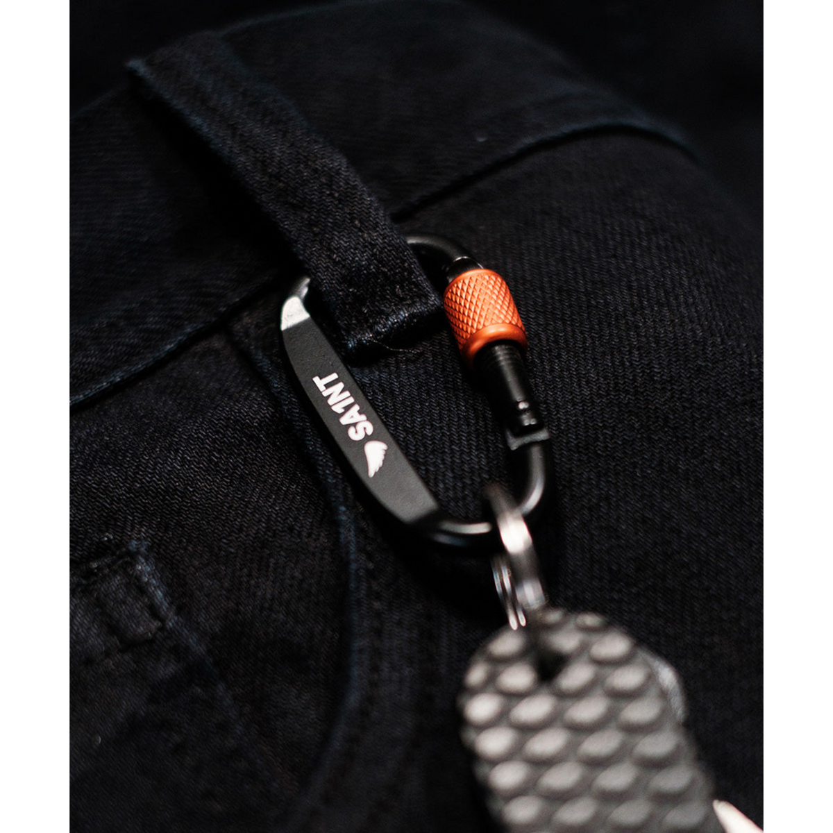 SA1NT Force Carabiner — vista 3