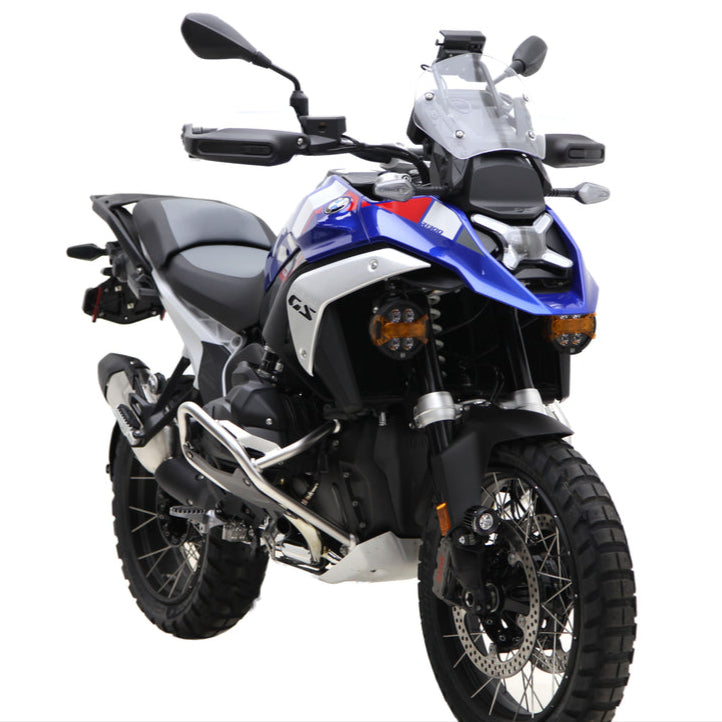 Soporte de luz de conducción baja – BMW R1300GS y R1300GS Adventure de DENALI Electronics — vista 2