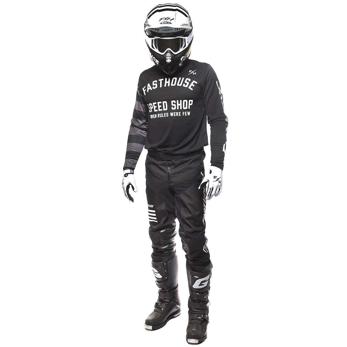 CarbonEternalKit-Black-Black_1_1200