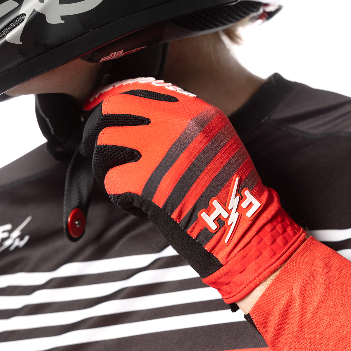 FASTHOUSE Elrod HyperSonic Glove - Red — vista 4