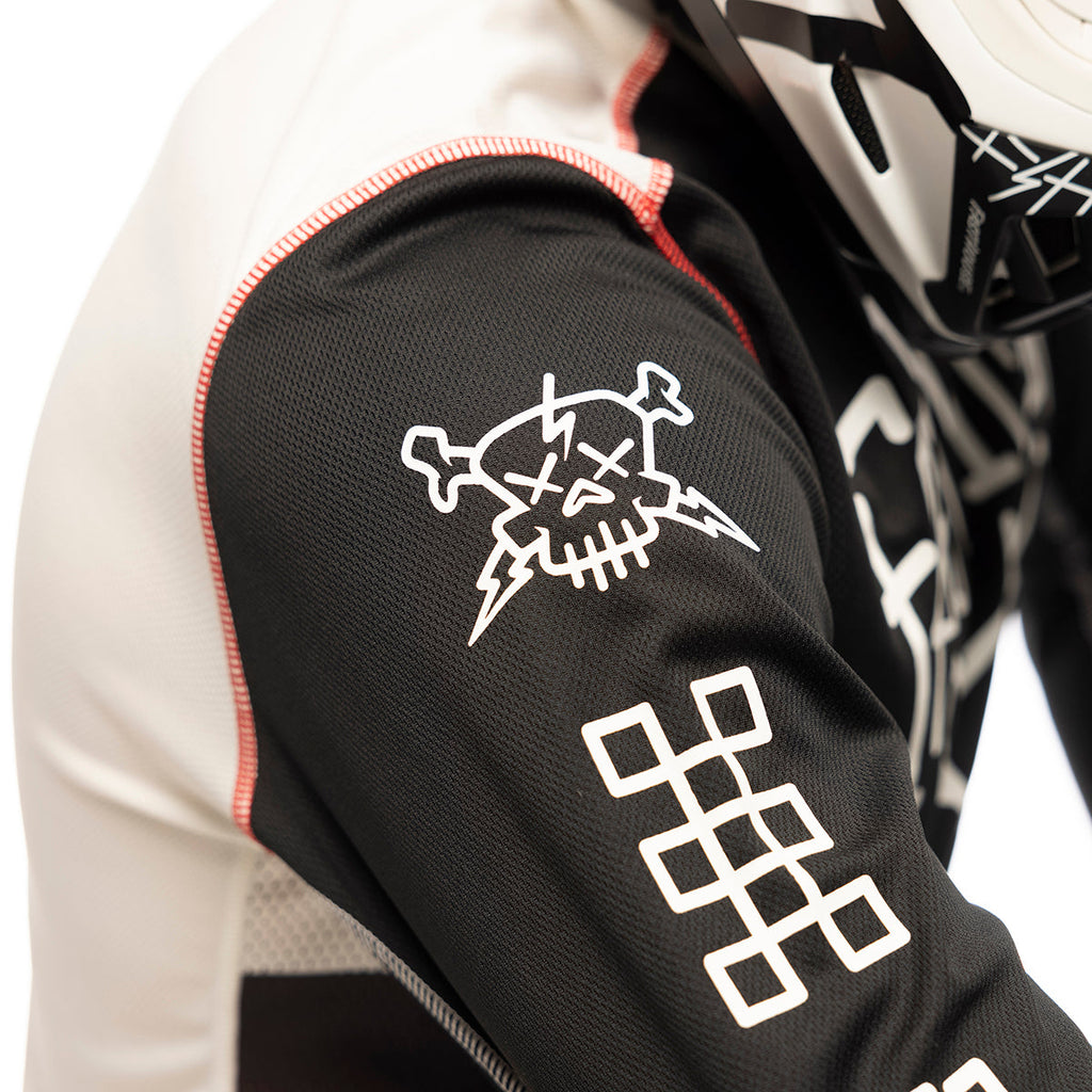 Grindhouse Akuma Jersey - Black | FASTHOUSE