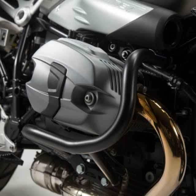 Protecciones-laterales-de-motor-Negro.-BMW-R-NineT