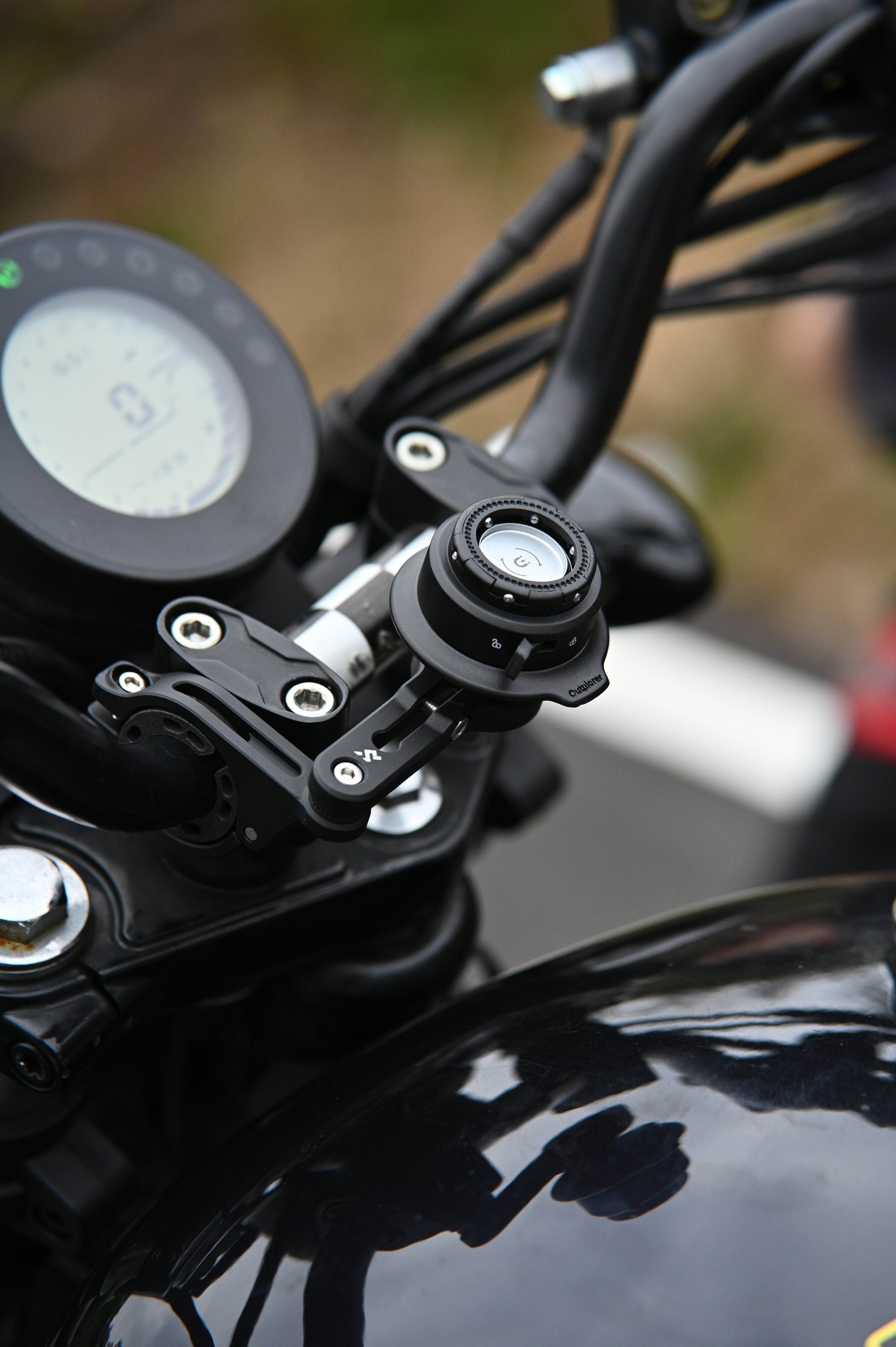 Outplorer QM02 - Handlebar Mount PRO