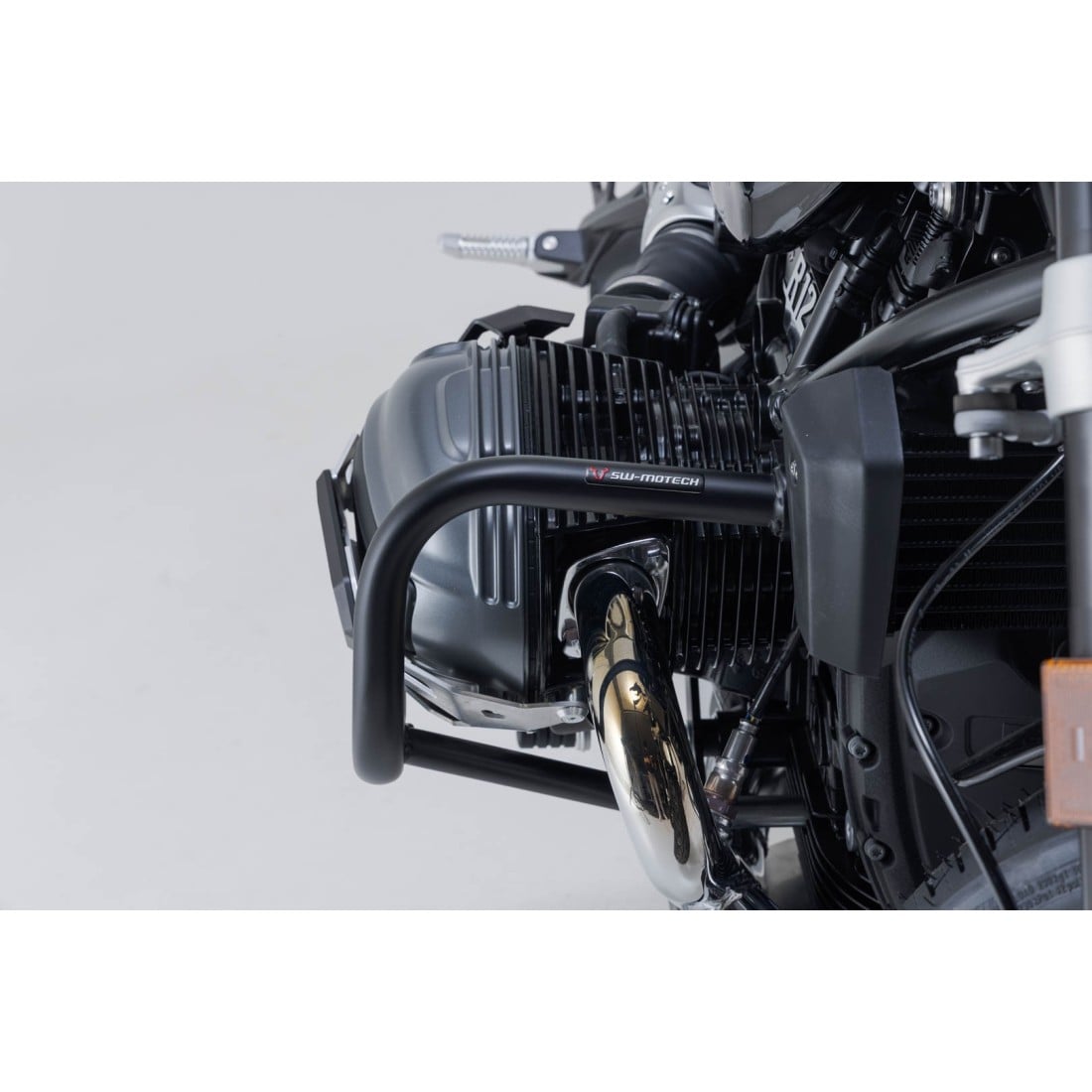 SW Motech Protecciones Laterales de motor. Negro. BMW R12 / G/S, R12 NineT — vista 3