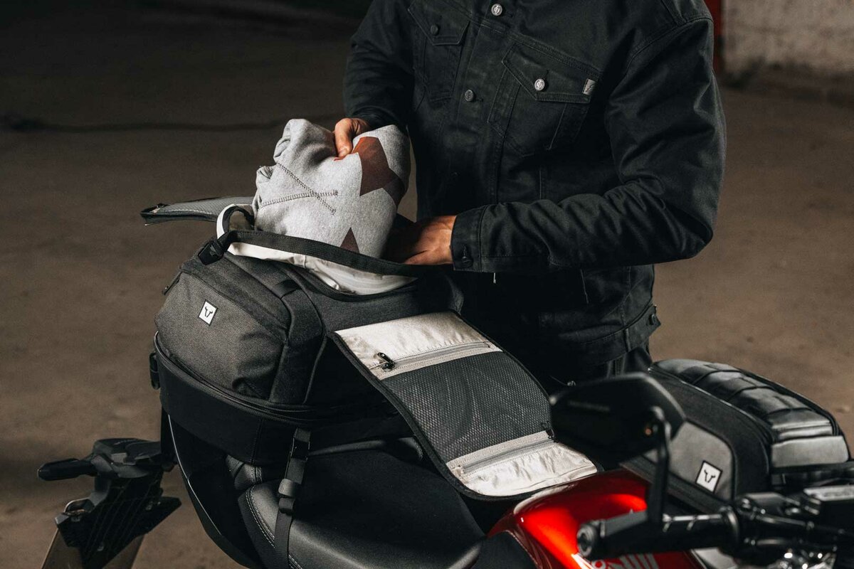LEGEND GEAR MALETA TRASERA  LR4  18-25 L. — vista 4