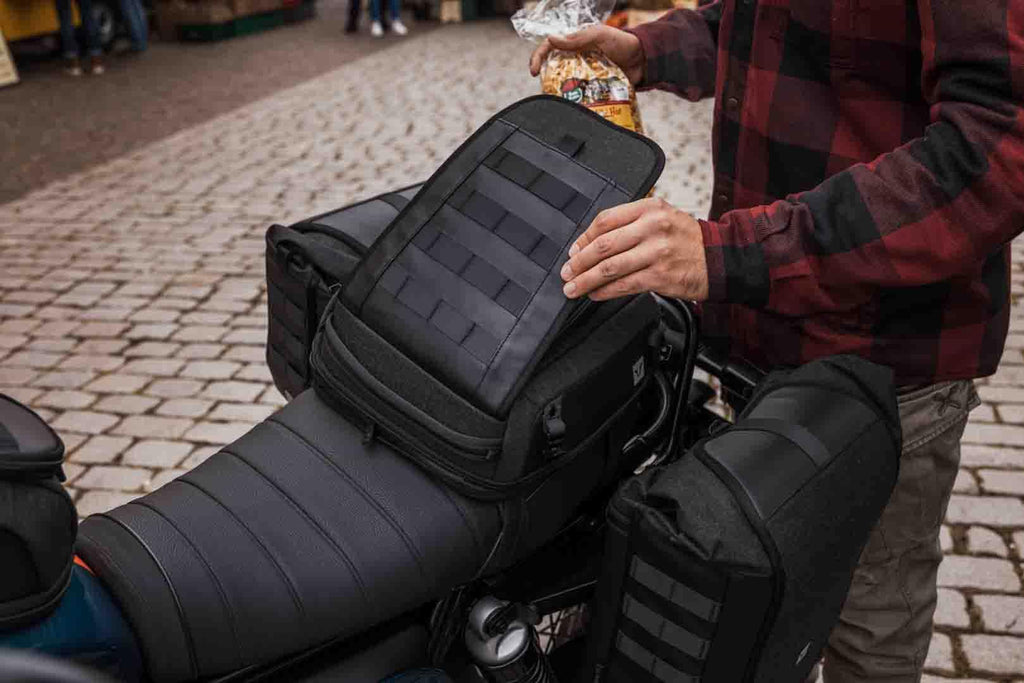 SW-Motech Legend Gear LR3 Tail Bag 6-12L Black