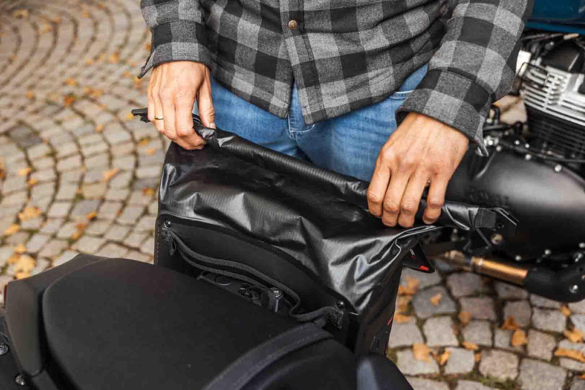 SW-Motech Side Bag WP 11L Black – V-LOC
