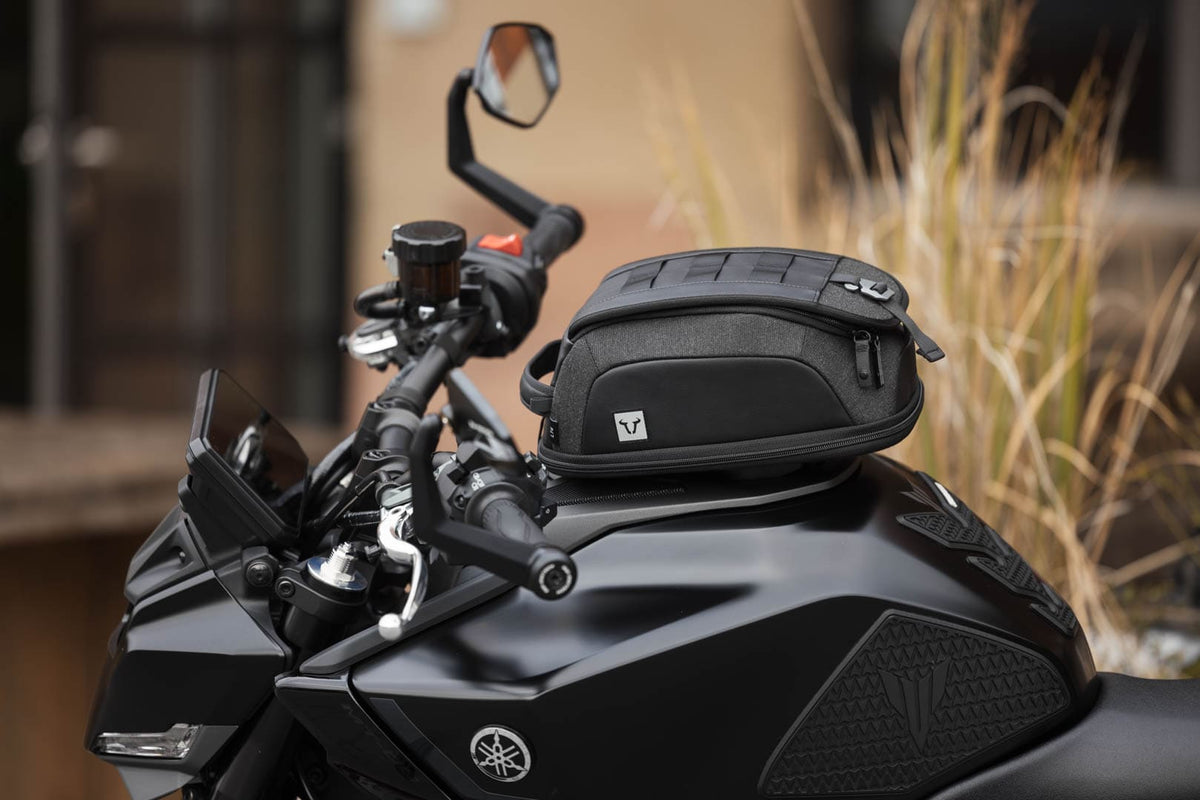 SW-Motech Legend Gear LT4 Tank Bag 4-6L Black