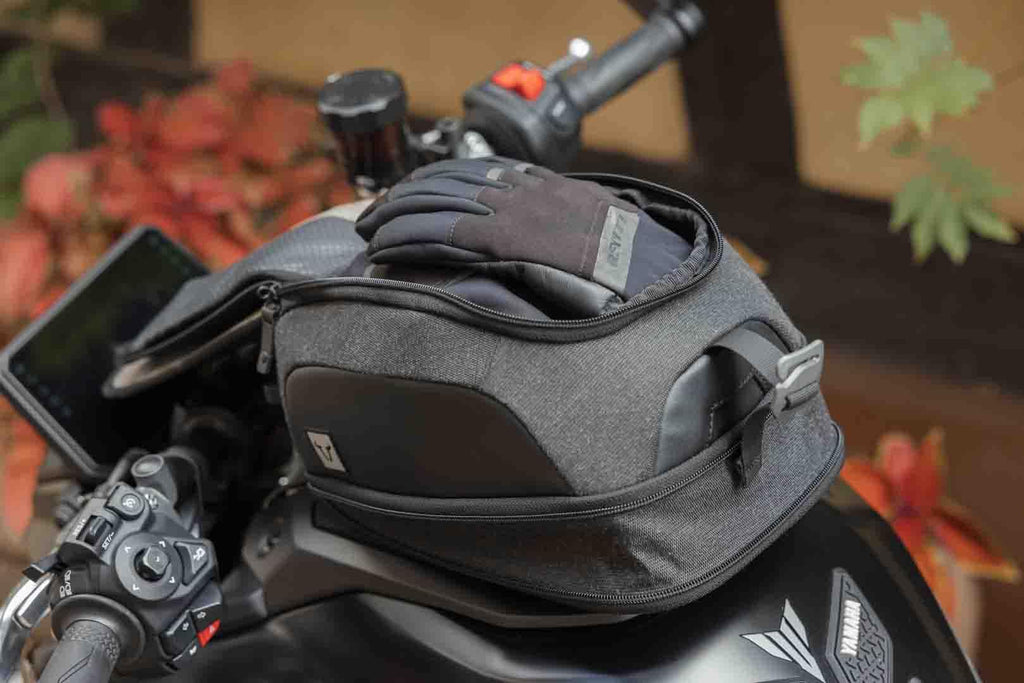 SW-Motech Legend Gear LT4 Tank Bag 4-6L Black