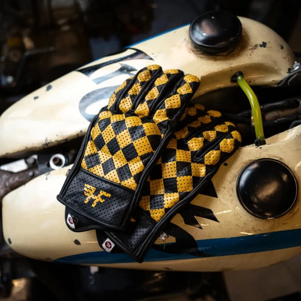 Holyfreedom Bullit Yellow 2021 Gloves — vista 2