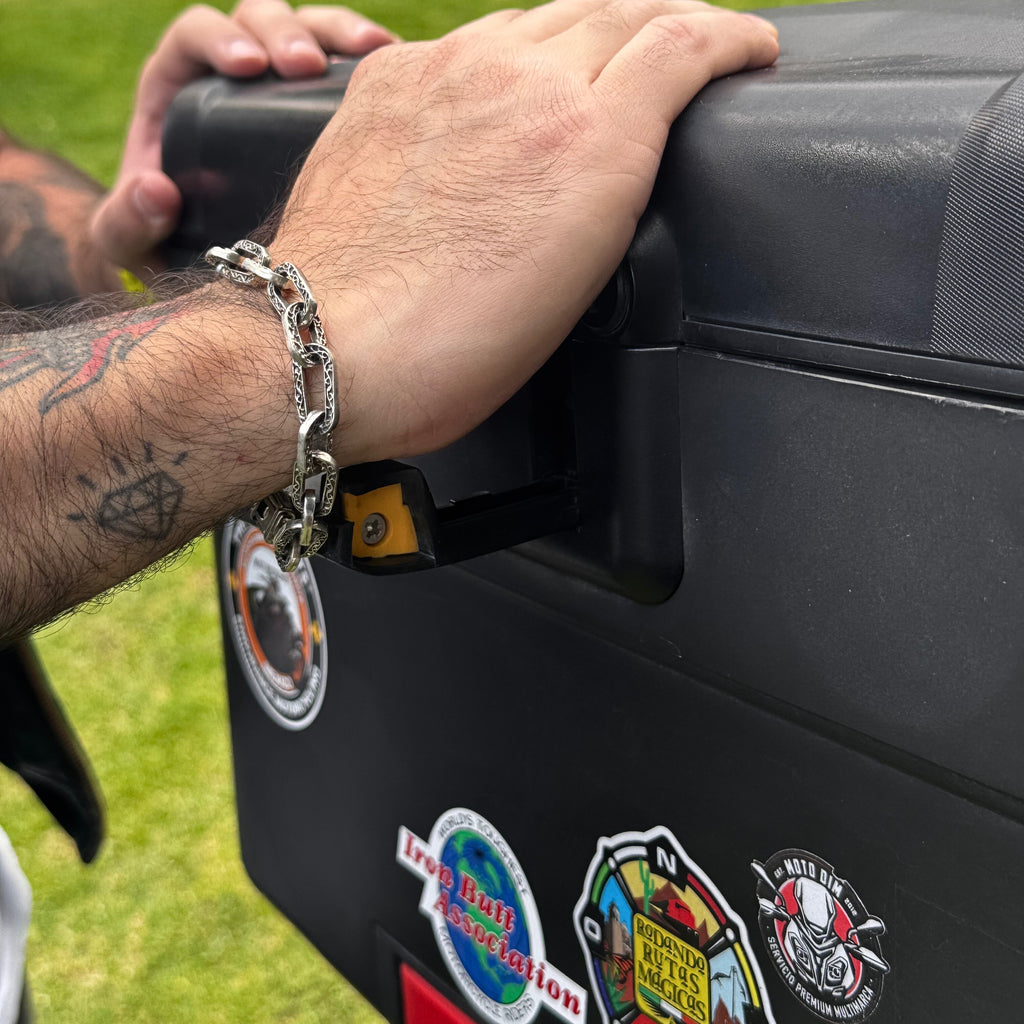 Pulsera Eslabón 9 – Plata .925 | 9 Negro