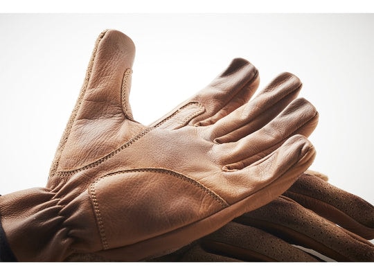 flat-glove-detail-finger_1800x1800_414086ca-94b8-48b0-9429-f85b56231573_540x