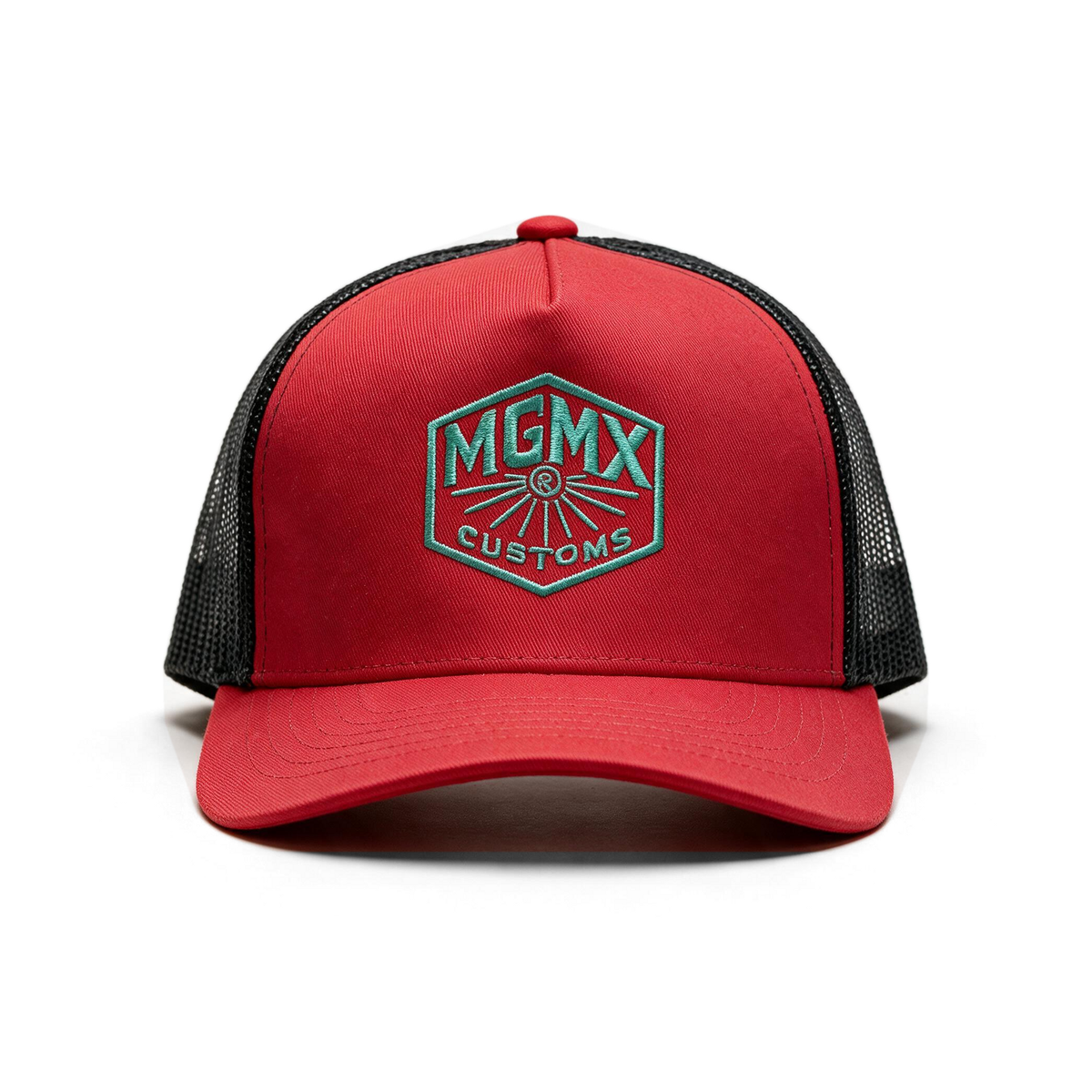 Gorra Machine Garage MGMX Roja con Malla Negra — vista frontal, composición uniforme