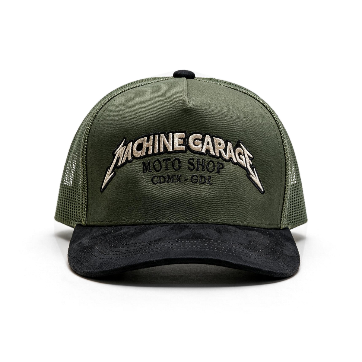 Gorra Machine Garage Moto Shop Oliva — vista frontal, composición uniforme