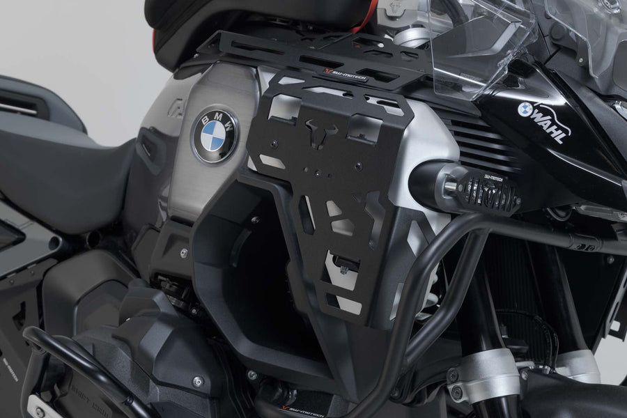 Placa portaequipaje para cubierta de tanque. Negro. BMW R 1300 GS Adventure (24-). de SW-MOTECH — vista 1