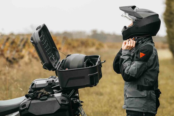 SW Motech DUSC XL Topcase Negro. 55,0l.