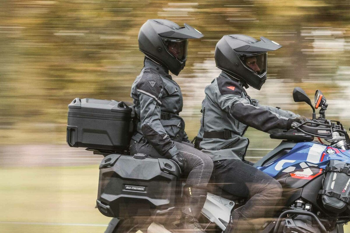 Respaldo para pasajero DUSC. Negro. Para DUSC XL. de SW Motech — vista 4