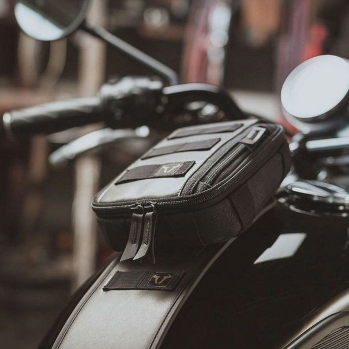 SW-Motech Legend Gear Tank Strap SLA – BMW R nineT