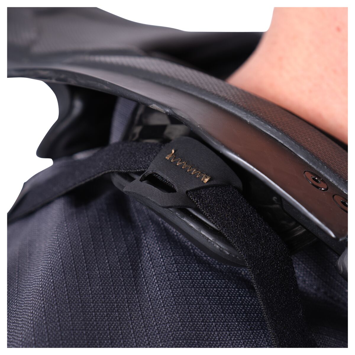 Leatt ADV FlowTour 5.5 Jacket – Stealth Black
