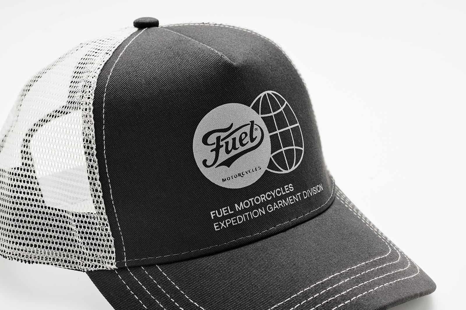 logo-black-cap-detail_1800x1800