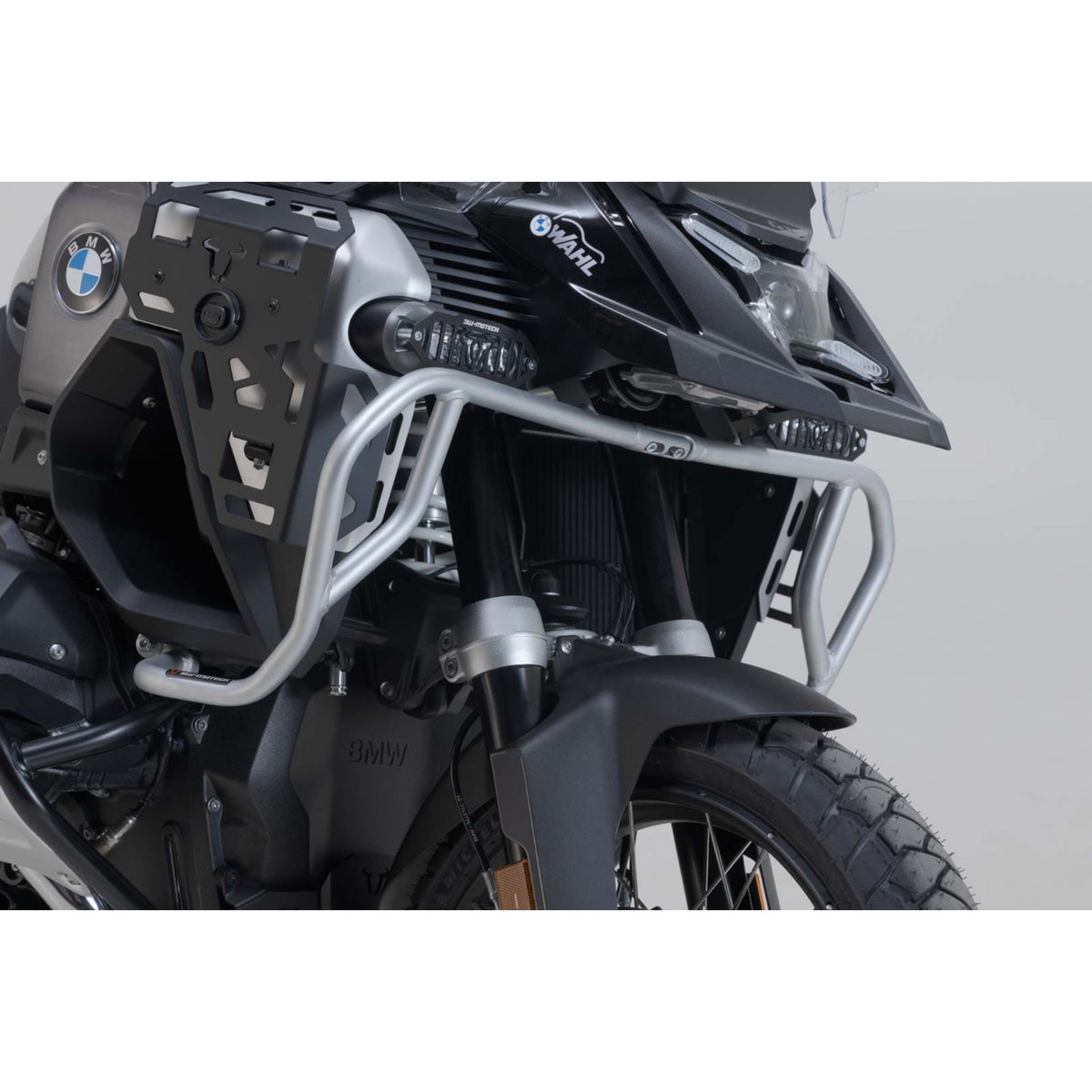 Defensas Altas BMW R 1300 GS Adventure (2024+) Acero Inoxidable | SW Motech de SW-MOTECH — vista 2