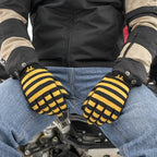 st-quentin-yellow-gloves (1)