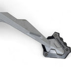Extensión para caballete lateral. Negro/plateado. BMW F 900 GS (23-).