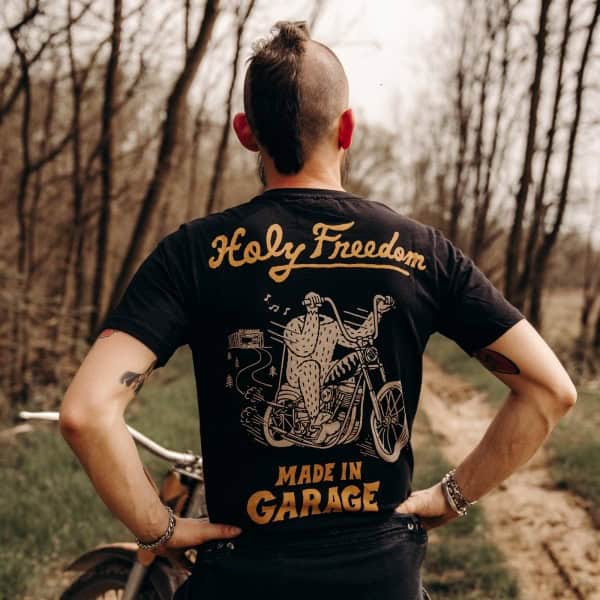 t-shirt-yeti