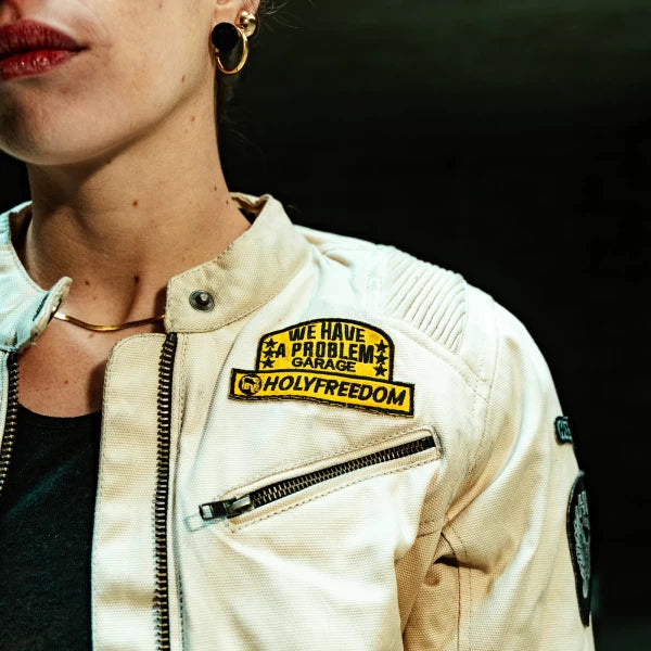 Holyfreedom Woman Waxed Off White